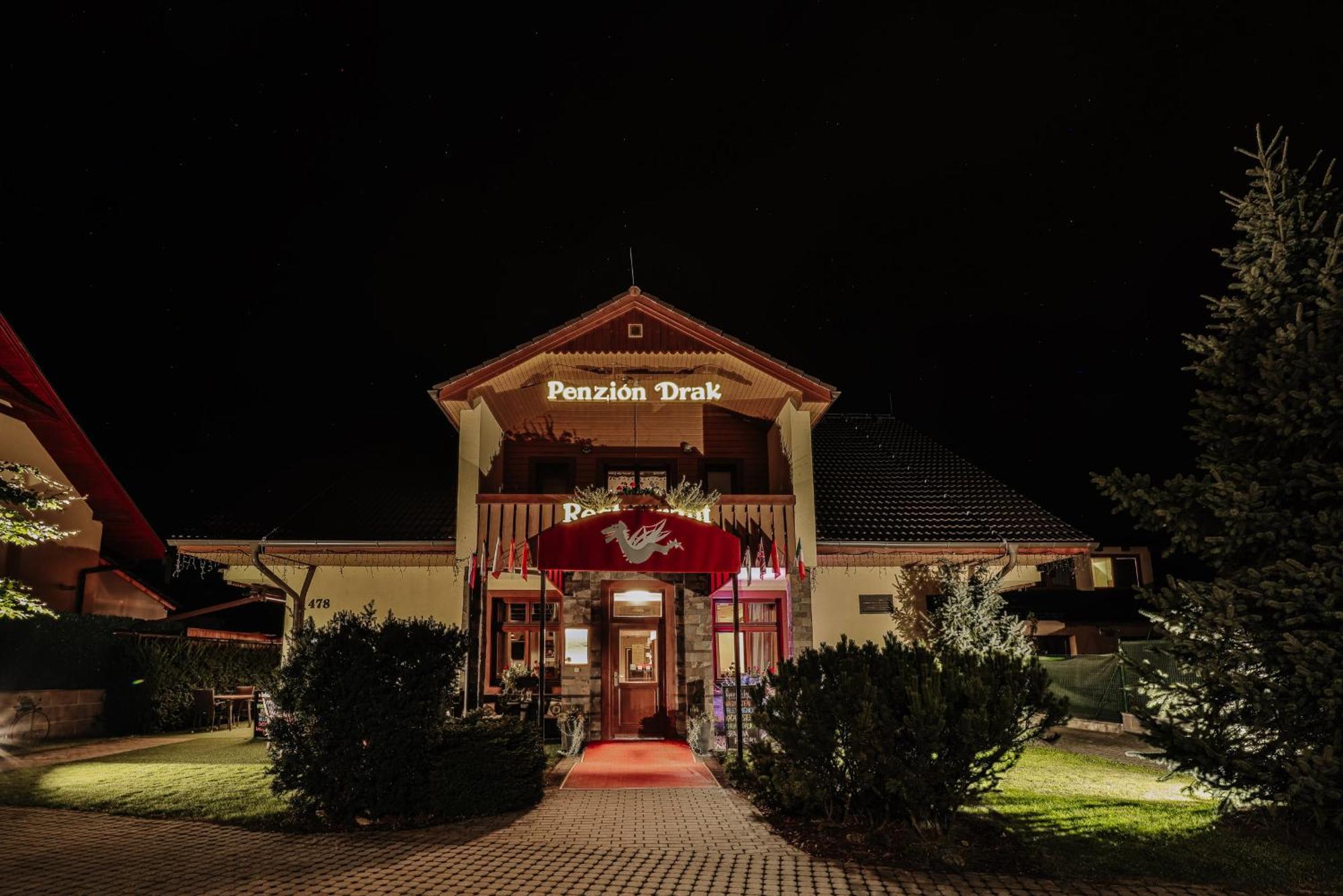 Penzion Drak Liptovsky Mikulas Exterior photo